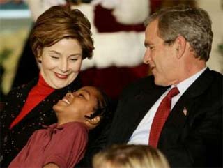bush_christmaskids01.jpg